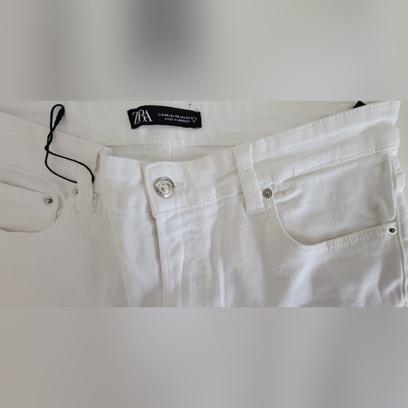 NWOT Zara Man Ripped Skinny Jeans Retails $69 - Picture 3 of 5